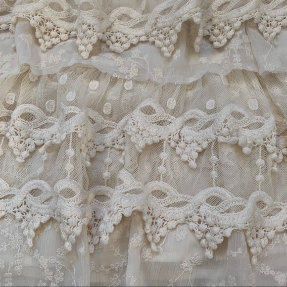 Zara lace details skirt - Picture 3 of 5